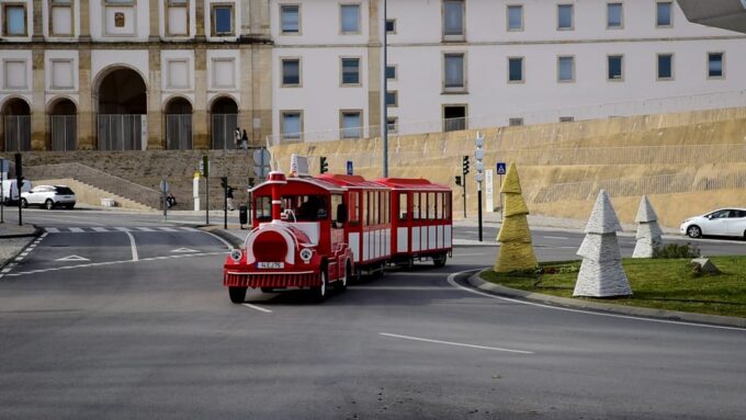 Coimbra: City Train Tour Through the Historic Area - Meeting Minimum Participants
