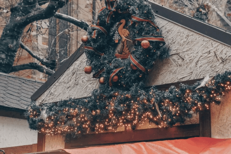 Colmar: Christmas Market and City Highlights Walking Tour - Guided Tour Insights