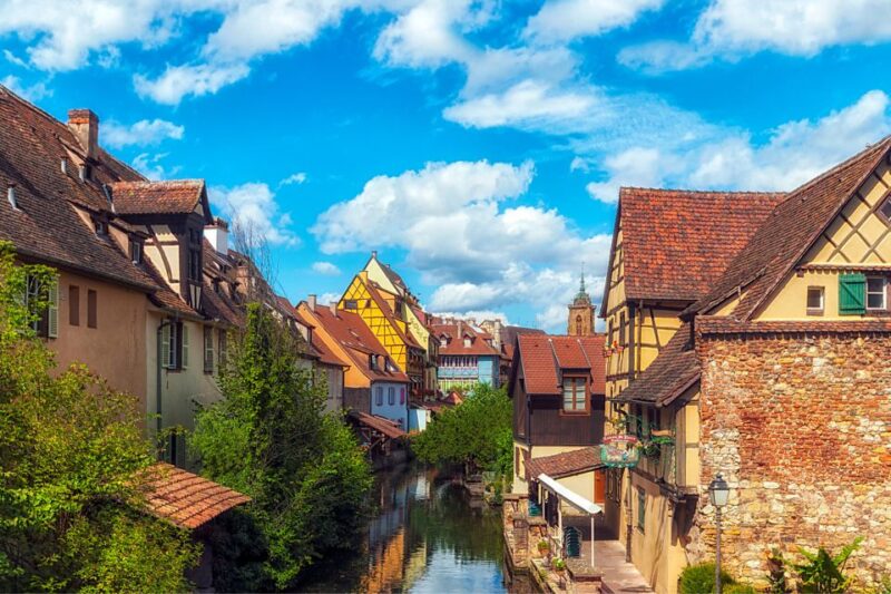 Colmar: First Discovery Walk and Reading Walking Tour - Starting Point: St. Martins Church