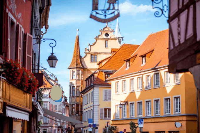 Colmar: Highlights App Guided Tour With Puzzles - Puzzle-solving and Sightseeing