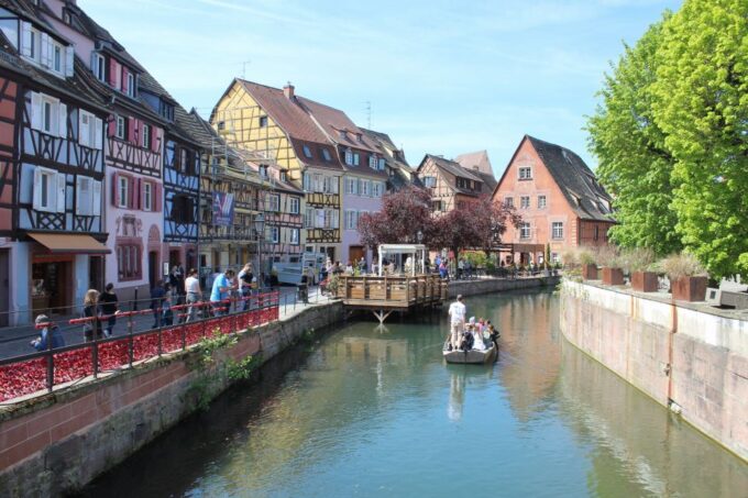 Colmar: Highlights Walking Tour and Wine Tasting - Alsaces Diverse Grape Varieties
