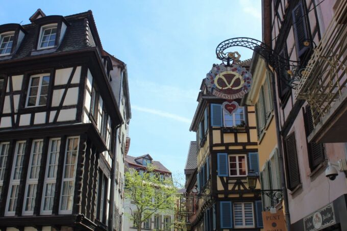 Colmar: Highlights Walking Tour and Wine Tasting - Tour Details and Restrictions