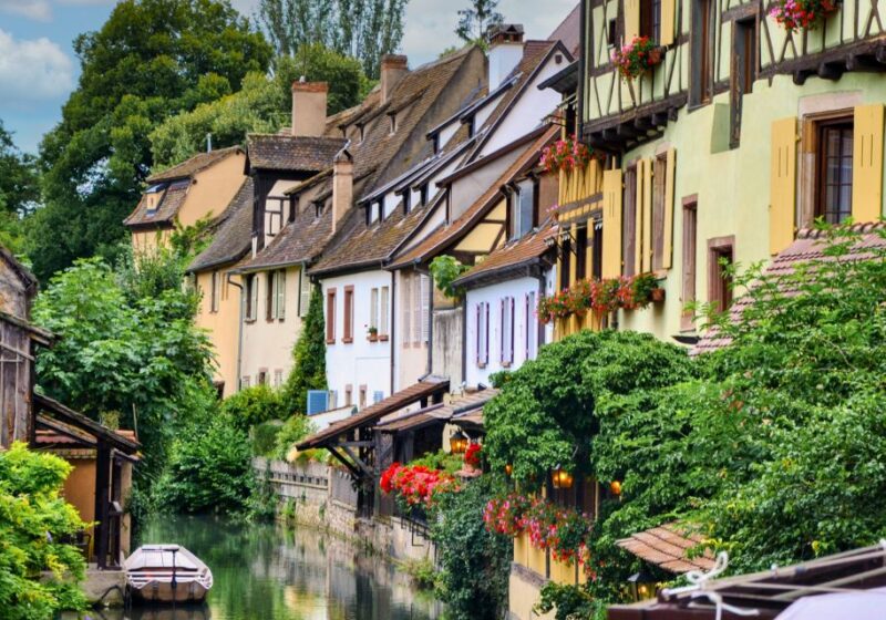 Colmar: Scavenger Hunt and Self-Guided Tour - Inclusions and App Usage