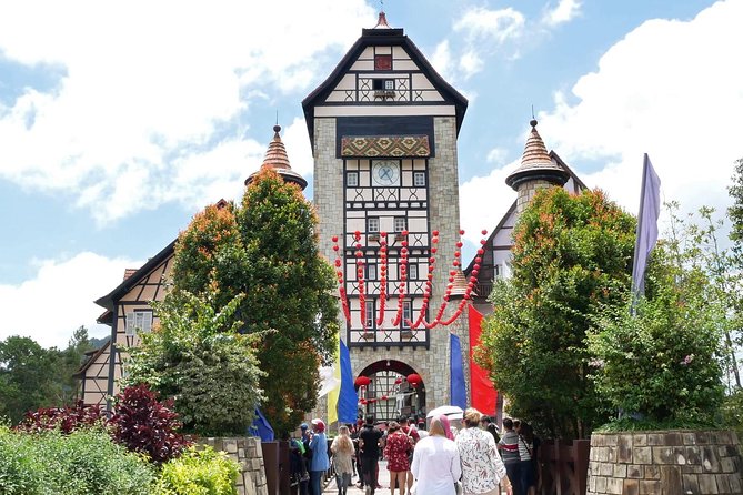 Colmar Tropicale & Japanese Village Day Tour From Kuala Lumpur - Transportation and Pickup