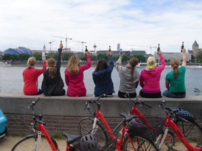 Cologne: 3-Hour Guided Bike Tour - Historical Exploration