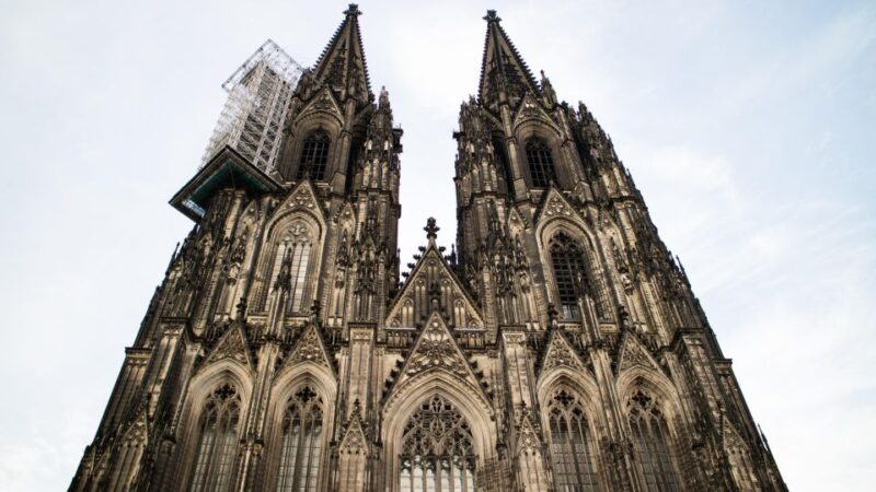 Cologne : Bachelor Party Outdoor Smartphone Game - Group Discounts