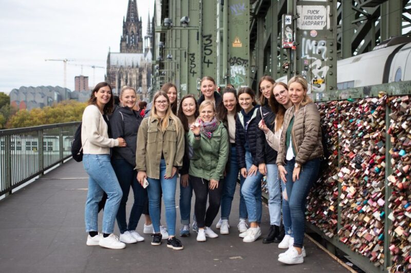 Cologne: Bachelorette Party Tour in the Old Town With Photoshoot - Key Points