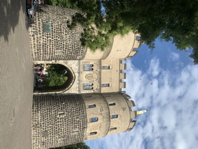 Cologne: Belgian Quarter and Kiosk Tour - Suitability