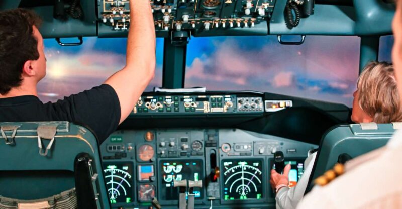 Cologne: Boeing 737 Flight Simulation at the Butz - Key Points