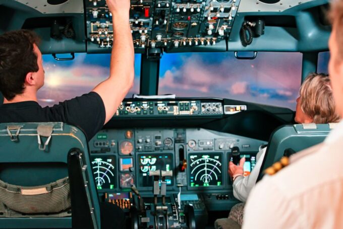 Cologne: Boeing 737 Flight Simulation at the Butz - Customer Feedback and Ratings