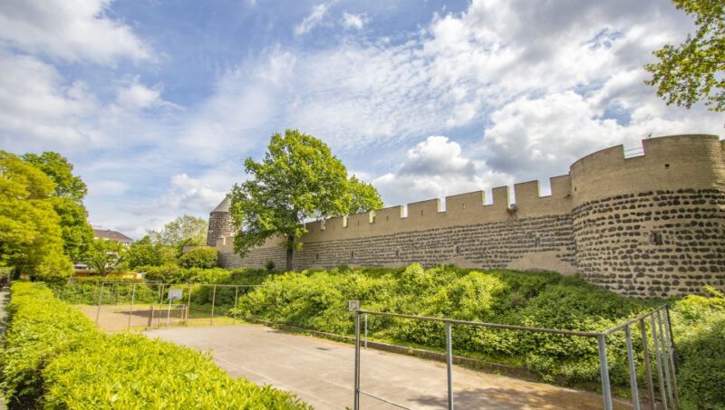 Cologne: Capture the Most Photogenic Spots With a Local - Preparation and Requirements