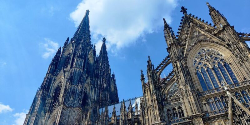 Cologne: Cathedral Builder Self-Guided Smartphone Tour - Booking Information