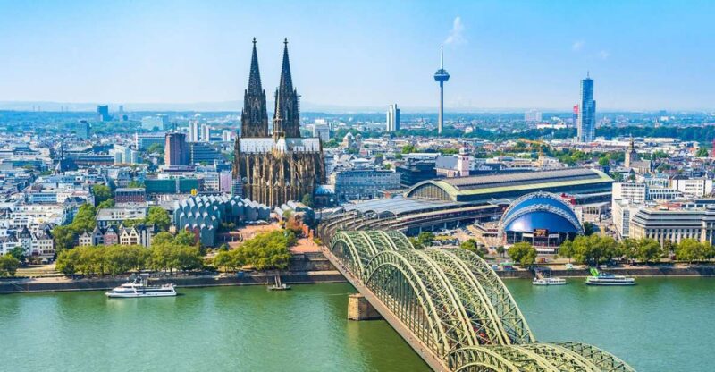 Cologne: Cathedral Builder Self-Guided Smartphone Tour - Experience Highlights