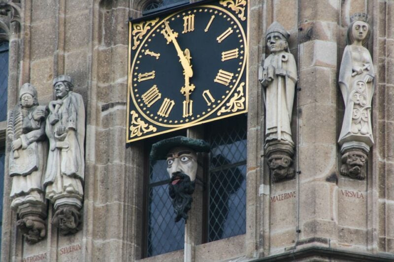 Cologne: City Highlights Guided Walking Tour - Duration and Price