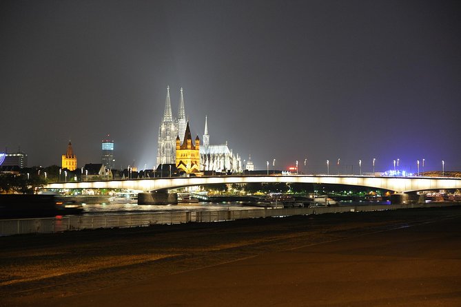 Cologne City Tour "Domstadt Experience" Exclusive Tour for up to 12 People - Customer-Focused Service Approach