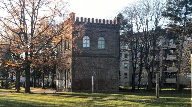 Cologne: Ehrenfeld Industry & Culture Self-guided Walk - Engaging Content and Puzzles
