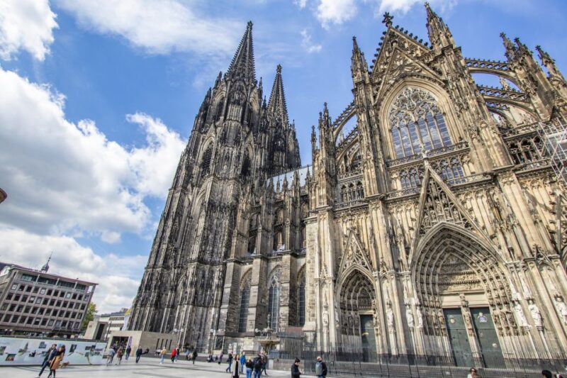 Cologne: Express Walk With a Local in 60 Minutes - Suitability and Recommendations
