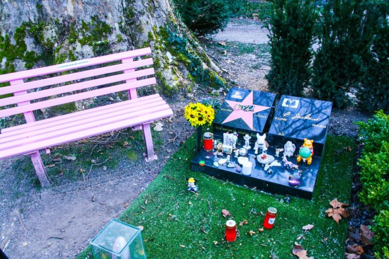 Cologne: Guided Tour of Melatenfriedhof - Tour Duration and Highlights