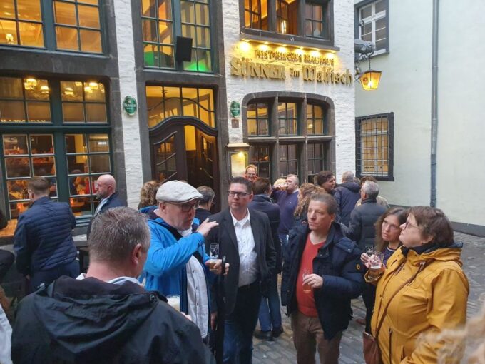 Cologne: Guided Walking Tour to 3 Old Town Breweries - Historic Old Town
