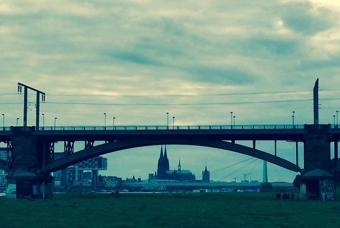 Cologne Highlights 2h Privat Walking Tour With Own Tour Guide. - Meeting and Pickup Details
