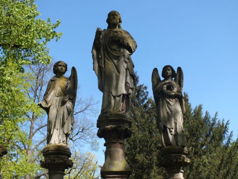 Cologne: Melaten Cemetery Life, Love and Death Tour - Notable Figures Laid to Rest