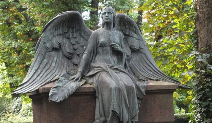 Cologne: Melaten Cemetery Life, Love and Death Tour - Recommended Attire and Weather