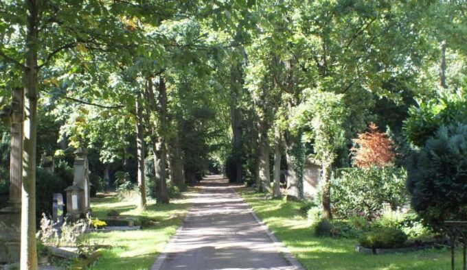 Cologne: Melaten Cemetery Life, Love and Death Tour - Booking and Cancellation Policy