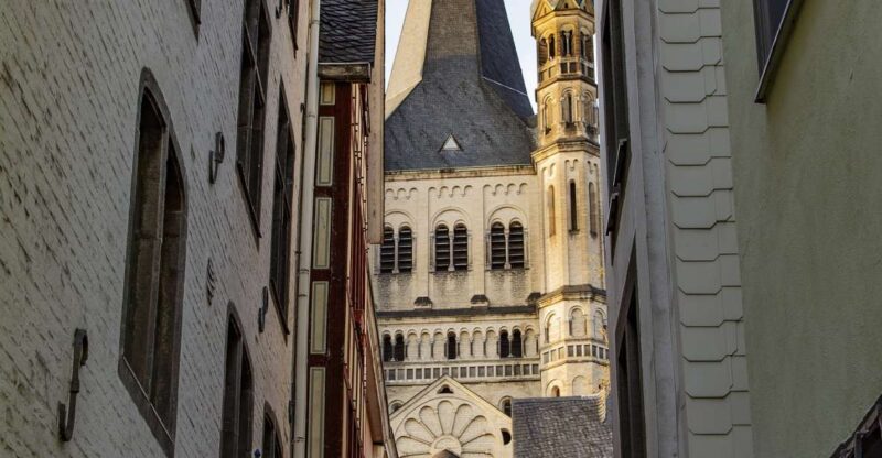 Cologne - Old Town Historic Walking Tour - Booking Information