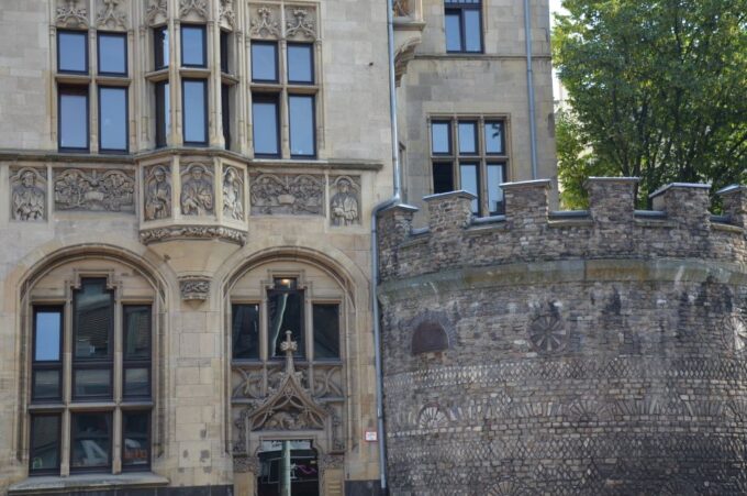 Cologne - Old Town Historic Walking Tour - What to Expect on the Tour