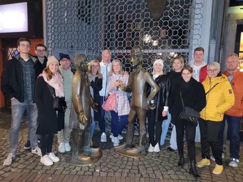 Cologne: Old Town Walking Tour Inkl Brewery Visit - Experiencing Colognes Old Town