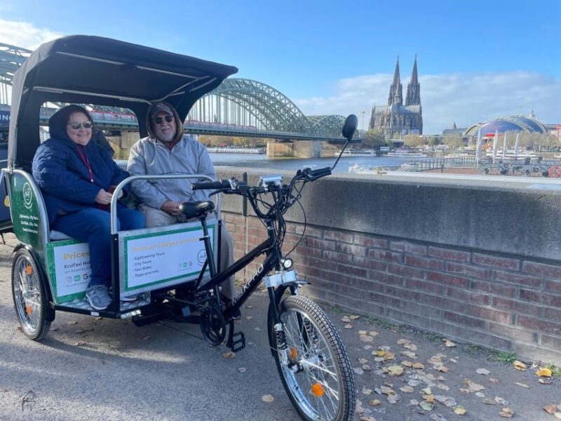 Cologne: Private Rickshaw Tour - Tour Experience