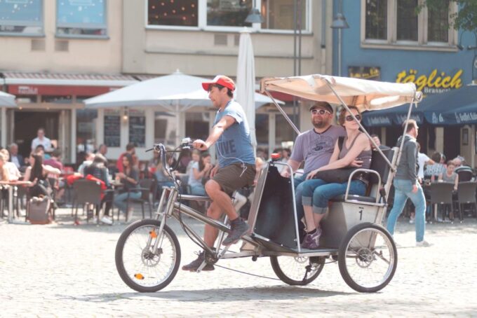 Cologne: Private Rickshaw Tour - Accessibility and Inclusions