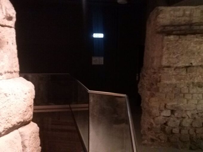 Cologne: Search for Historical Traces of the Romans - Dionysus Mosaic and Preserved Remains