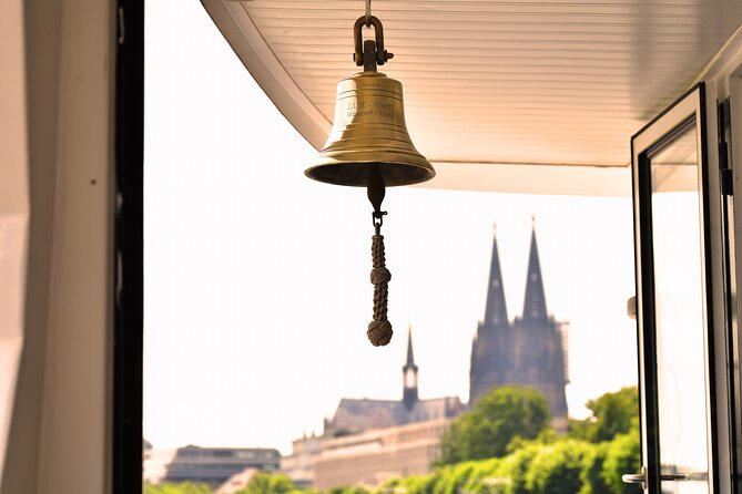 Cologne Skyline Tour With Audio Guide 90 Minutes - Duration and Location