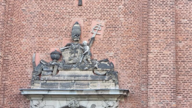 Cologne: Southside Severinsquarter Guided Tour in German - Historical Significance of the Area