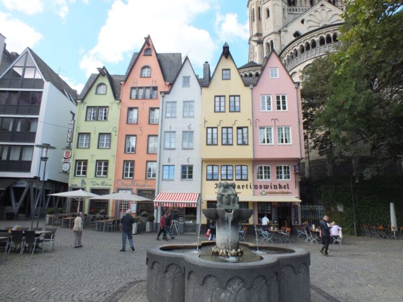 Cologne: Tales and History Tour in German - Booking Information