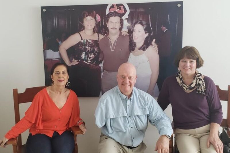 Colombia: Official Pablo Escobar Meet the Family Museum Tour - Experience Highlights