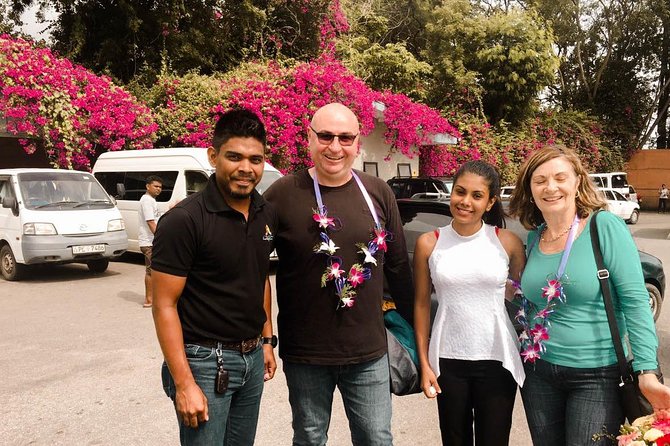 Colombo Airport (CMB) to Negombo City Private Transfer - Pickup and Meeting Details