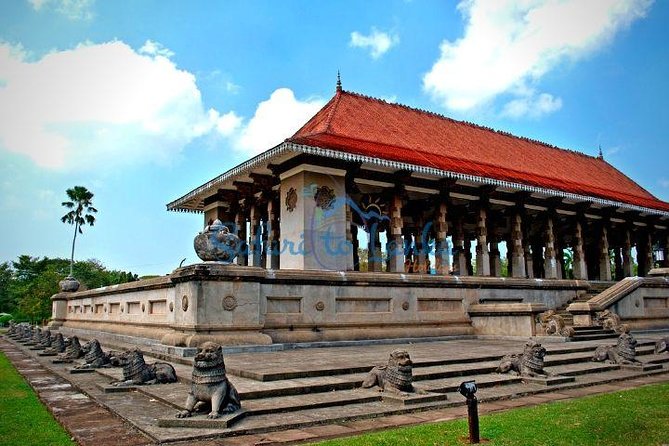Colombo Airport Transit Tour – 5 Hours - Town Hall Architectural Tour
