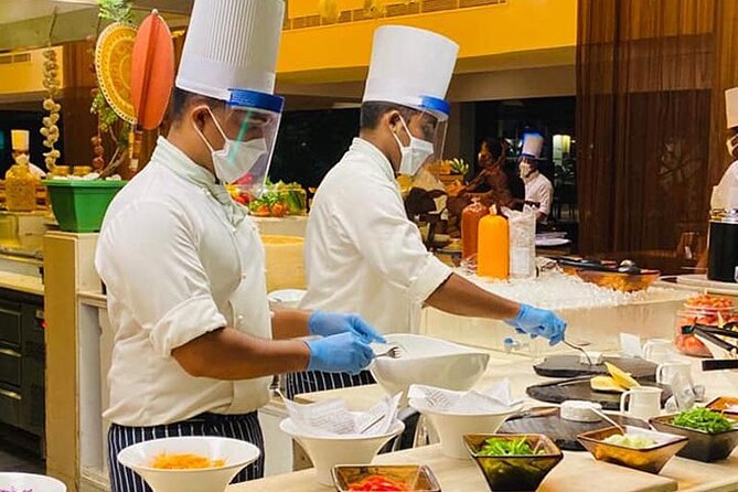 Colombo By Night With Dinner At Taj Samudra Hotel - Accessibility and Participation Details