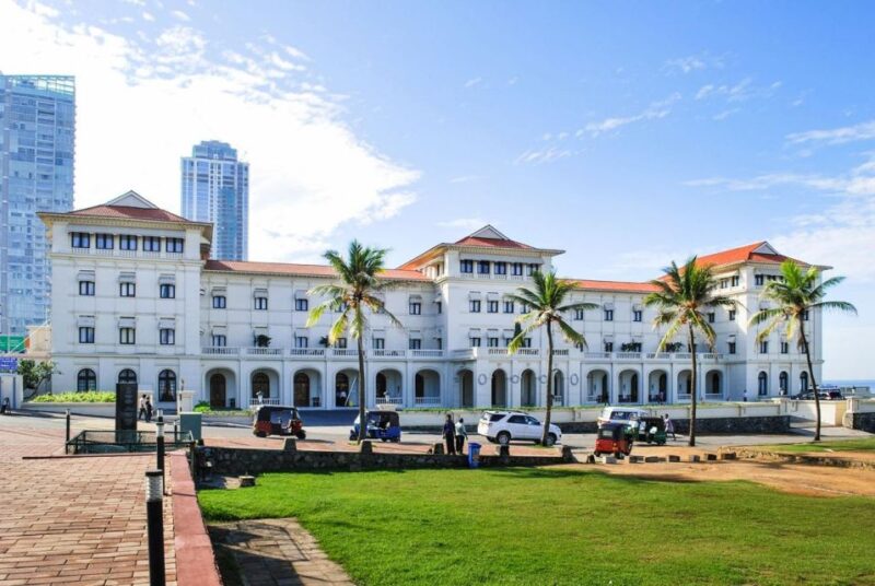 Colombo City Tour With Ceylonia Travels - Exploring Religious Diversity