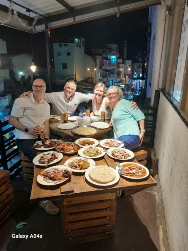 Colombo Express Street Food Tour with 10 + Tastings - Key Points