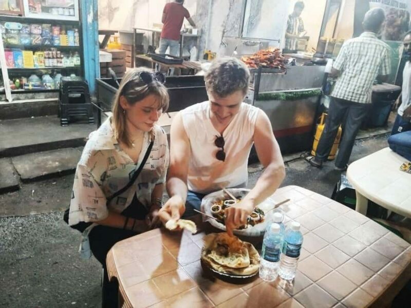 Colombo Express Street Food Tour with 10 + Tastings - Who Should Consider This Tour?