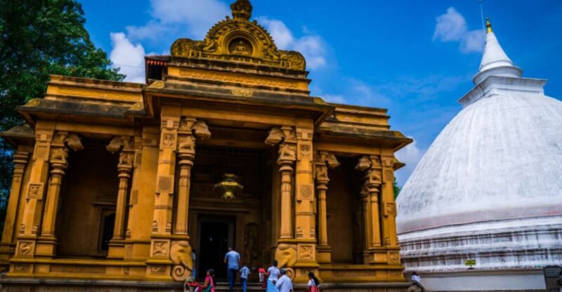 Colombo: Historical Temple Countryside Trail by TukTuk - Cultural Experience
