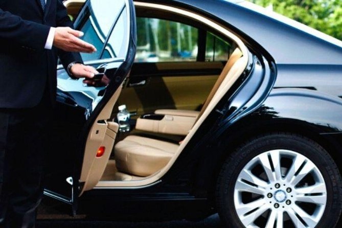 COLOMBO HOTEL Transfers - From Bandaranaike International Airport - Key Points