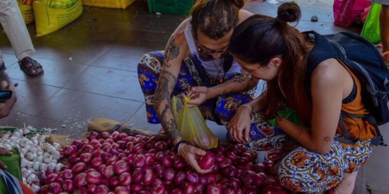 Colombo: Local Market Tour & Cooking Demo With Lunch! - Convenient Transportation Options