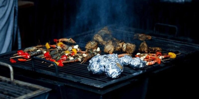 Colombo: Outdoor BBQ Dinner in a Countryside House! - Key Points