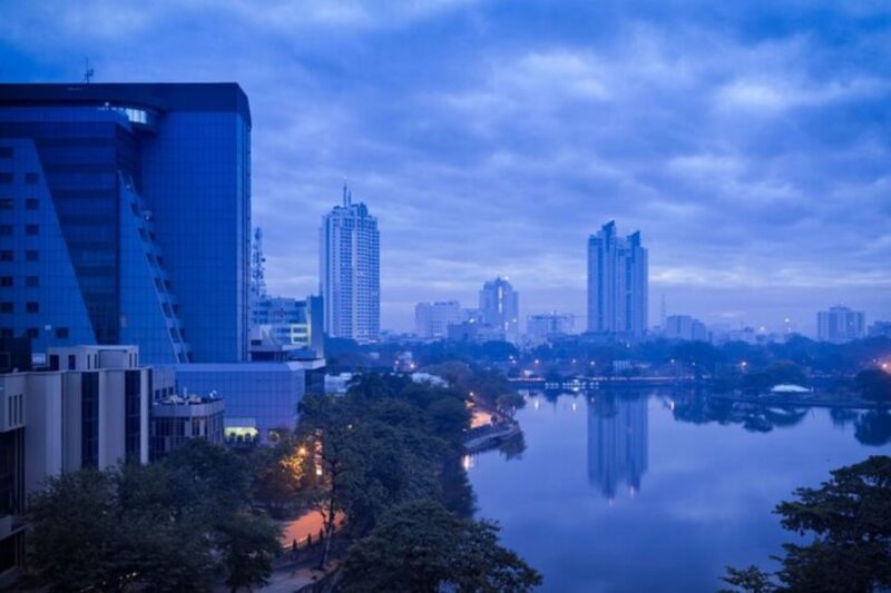 Colombo: Private Custom Tour With a Local Guide - Tour Features