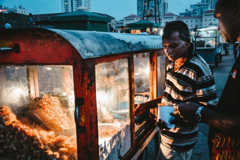 Colombo: Private Guided Walking Tour - Key Points