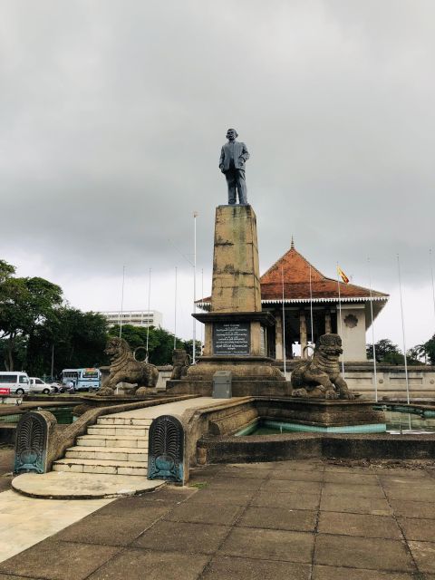 Colombo Privet Day Tour and Shopping - Itinerary Highlights